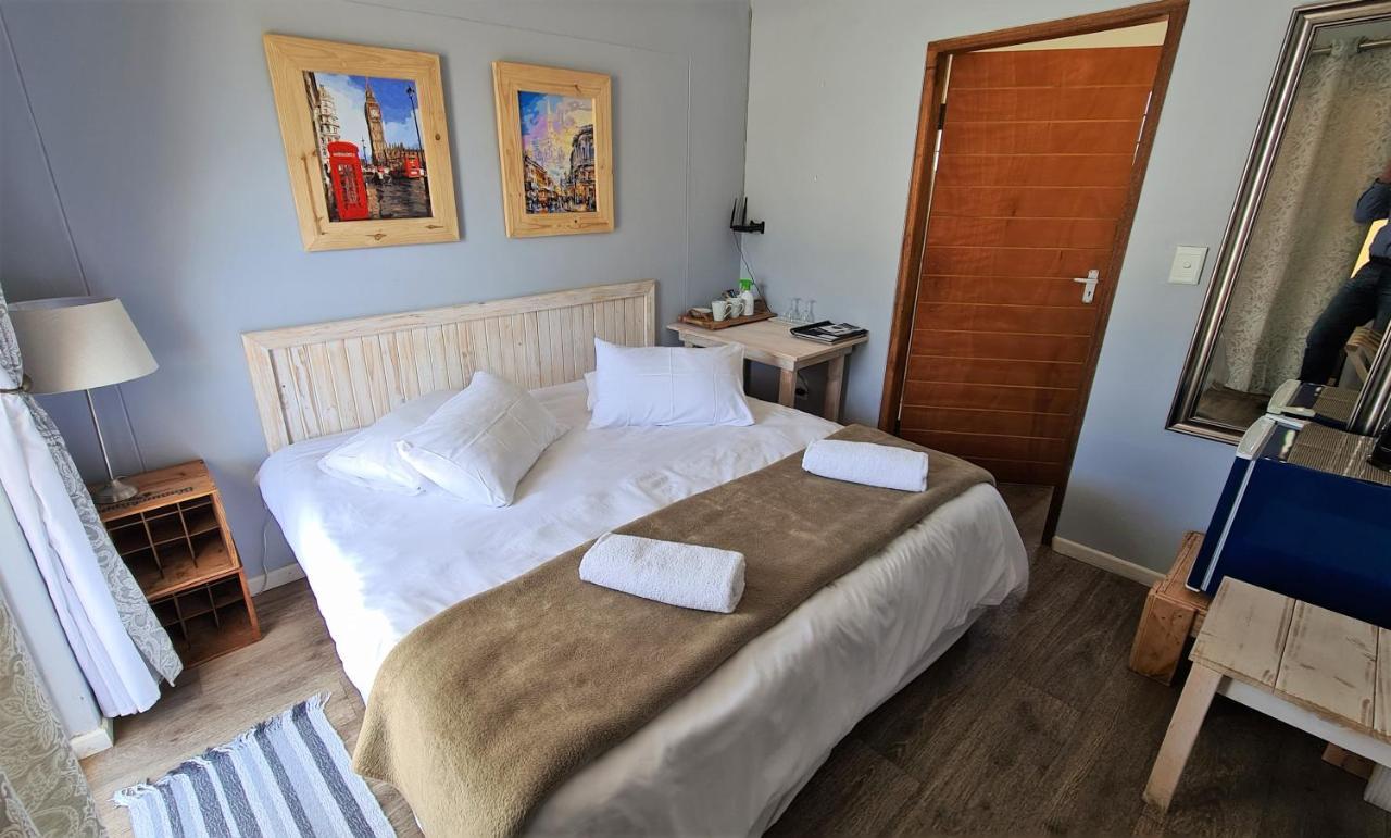 Tiende Laan Bed & Breakfast And Self-Catering Walvis Bay Exterior foto